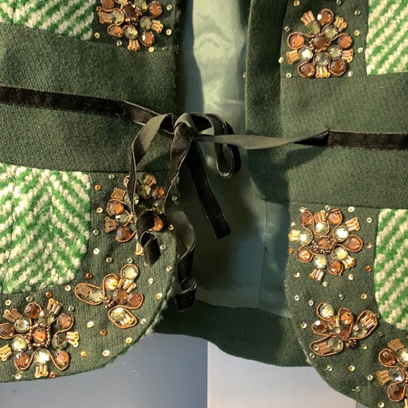 Cache size 2 wool blend blazer with beaded trim! - Picture 4 of 9
